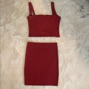 Prettylittlething 2 piece set